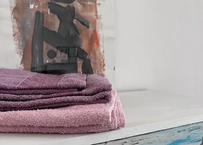 A Due Passi Dal * Canzo