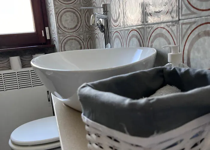 A Due Passi Dal Lägenhet Canzo