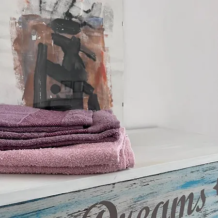 A Due Passi Dal * Canzo